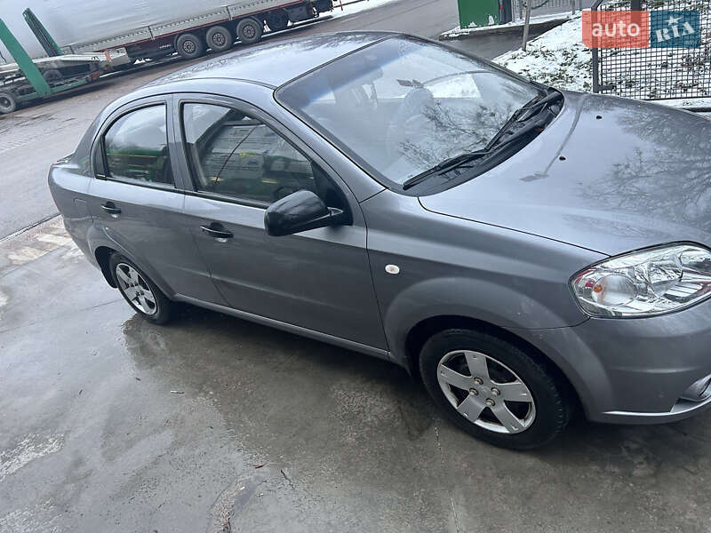 Chevrolet Aveo 2011