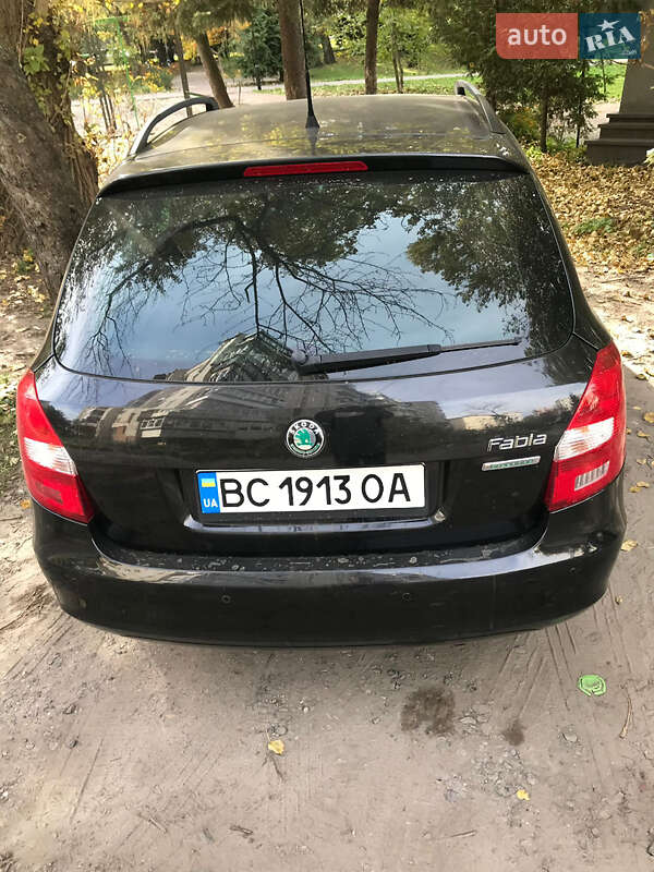 Skoda Fabia 2011