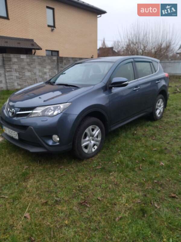 Toyota RAV4 2014