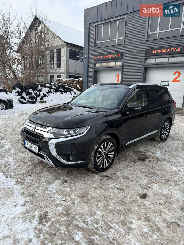 Mitsubishi Outlander 2018