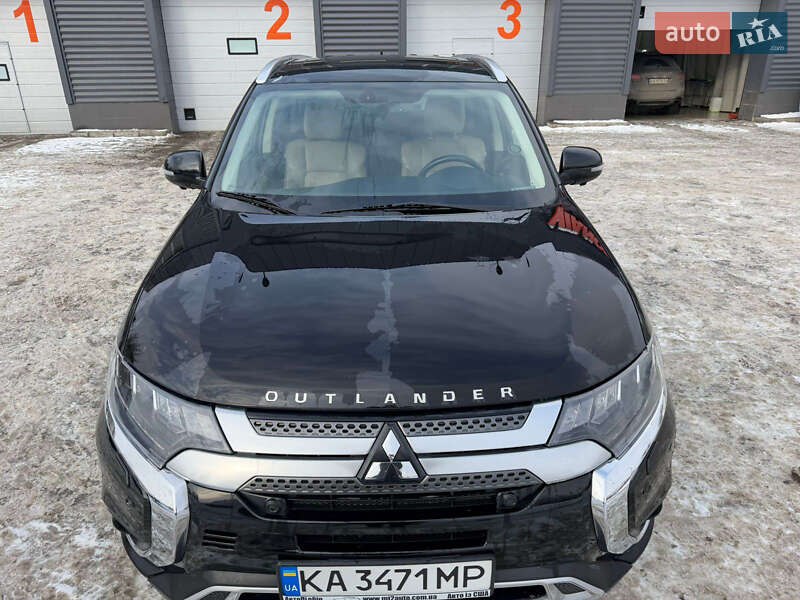 Mitsubishi Outlander 2018