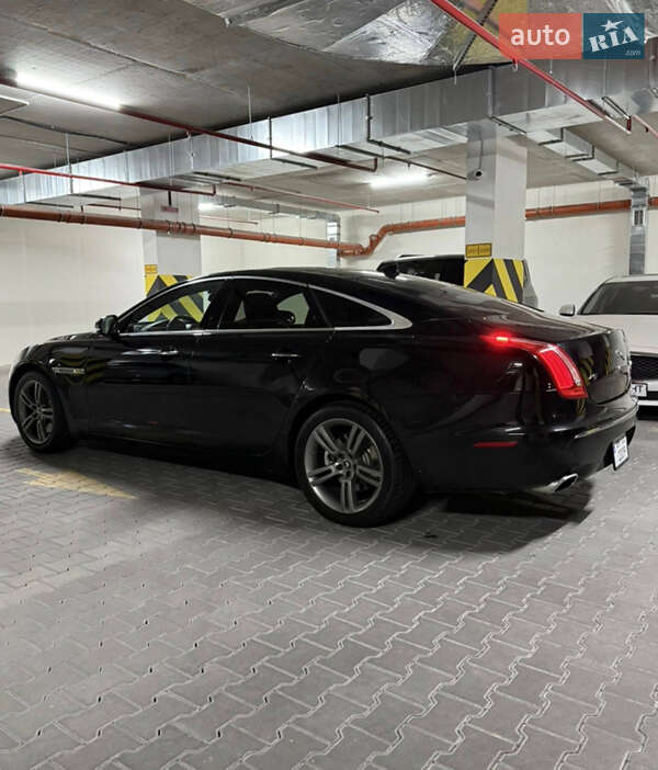 Jaguar XJ 2012