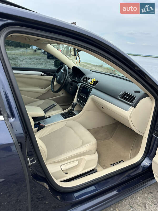 Volkswagen Passat 2012