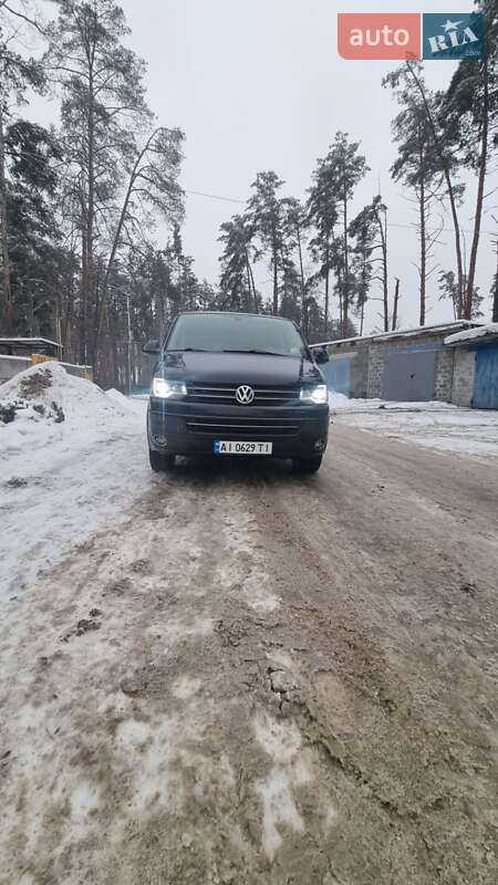 Volkswagen Multivan 2013