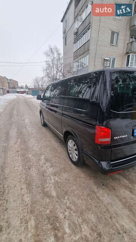 Volkswagen Multivan 2013