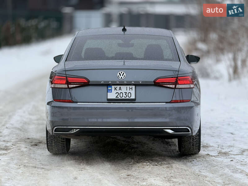 Volkswagen Passat 2021