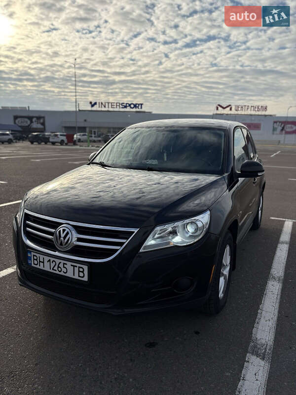 Volkswagen Tiguan 2011