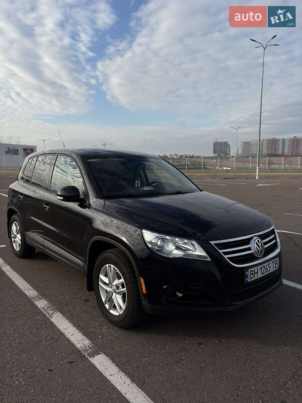 Volkswagen Tiguan 2011