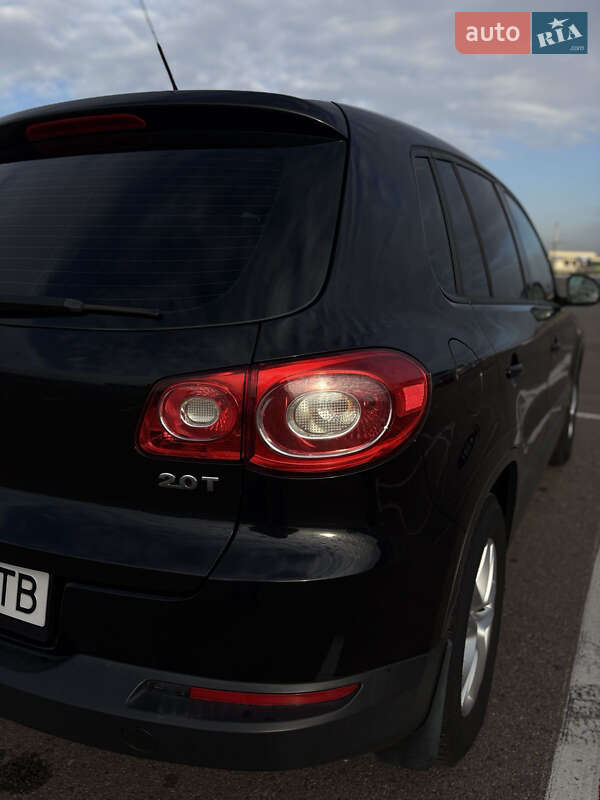 Volkswagen Tiguan 2011