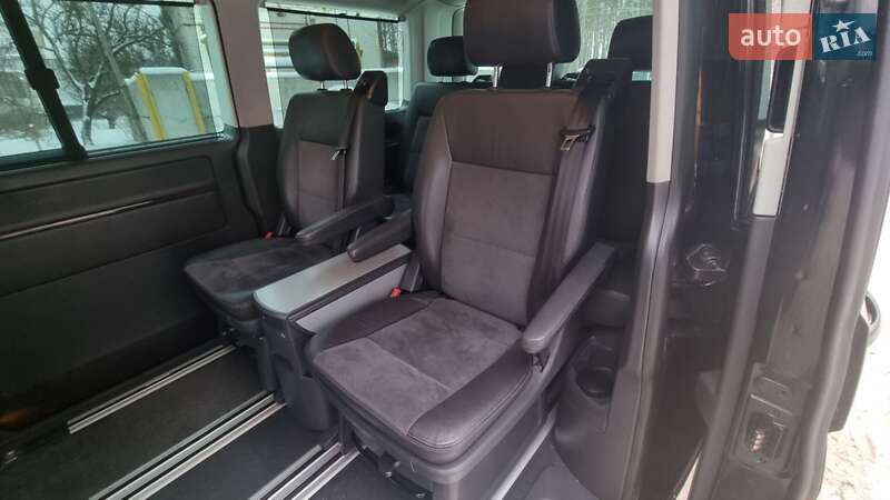 Volkswagen Multivan 2013