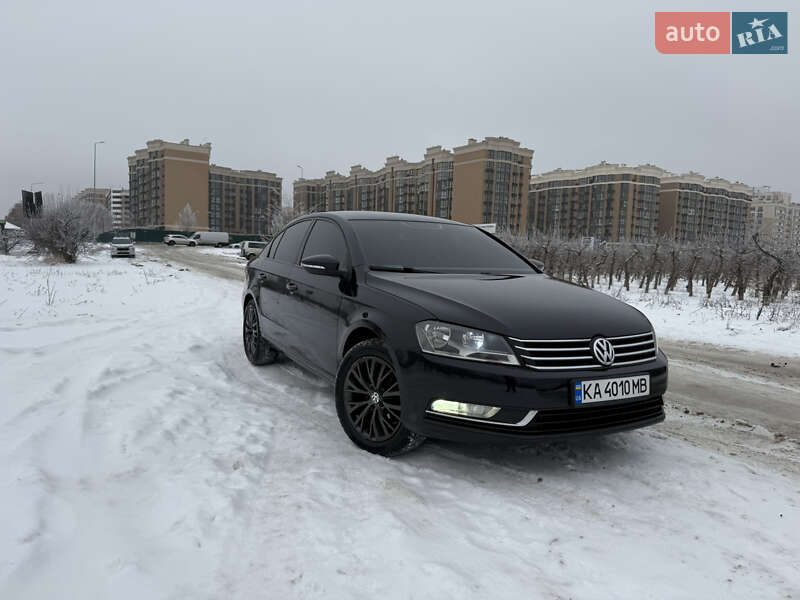 Volkswagen Passat 2011