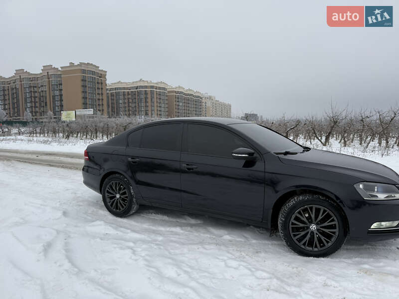 Volkswagen Passat 2011