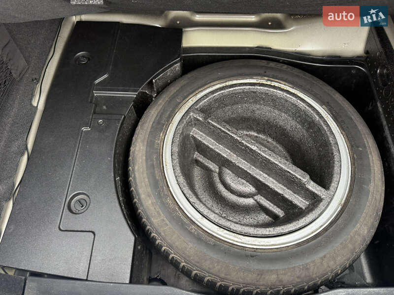 Volkswagen Passat 2011