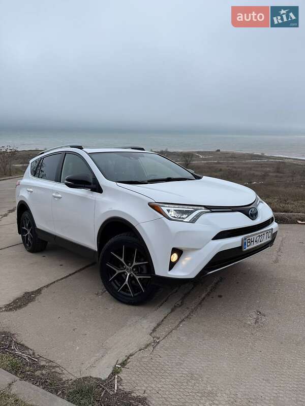 Toyota RAV4 2017