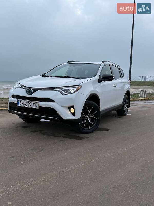 Toyota RAV4 2017