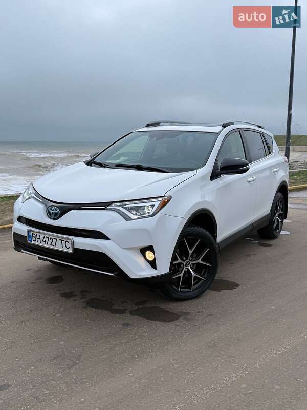 Toyota RAV4 2017