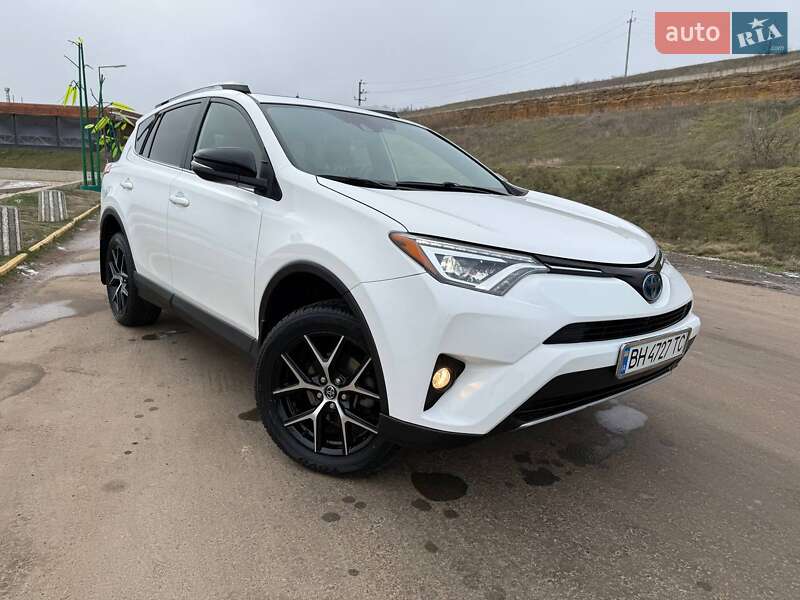 Toyota RAV4 2017