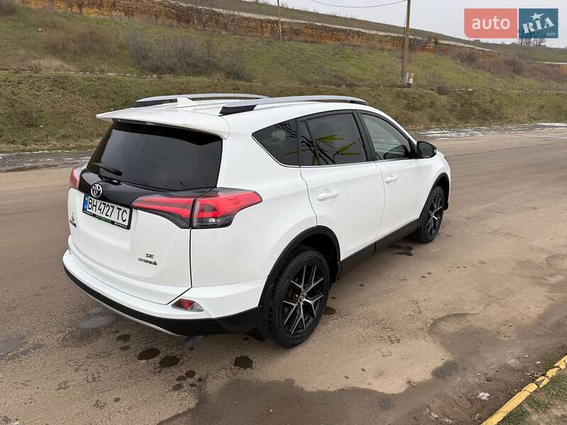 Toyota RAV4 2017