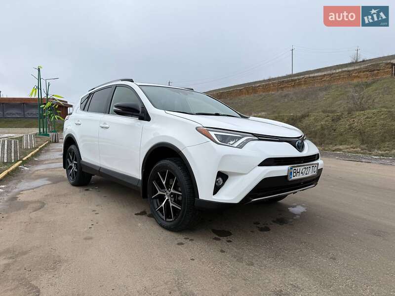 Toyota RAV4 2017
