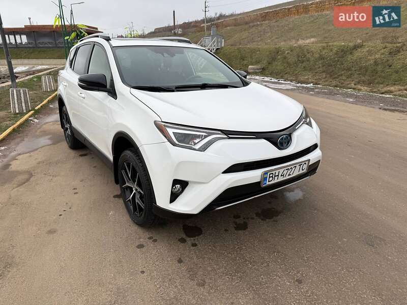 Toyota RAV4 2017