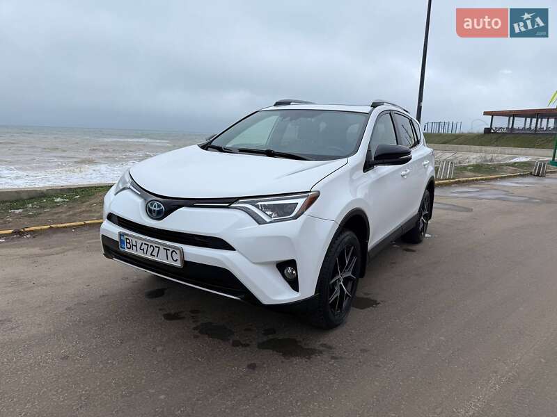 Toyota RAV4 2017