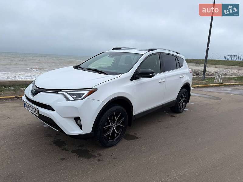 Toyota RAV4 2017