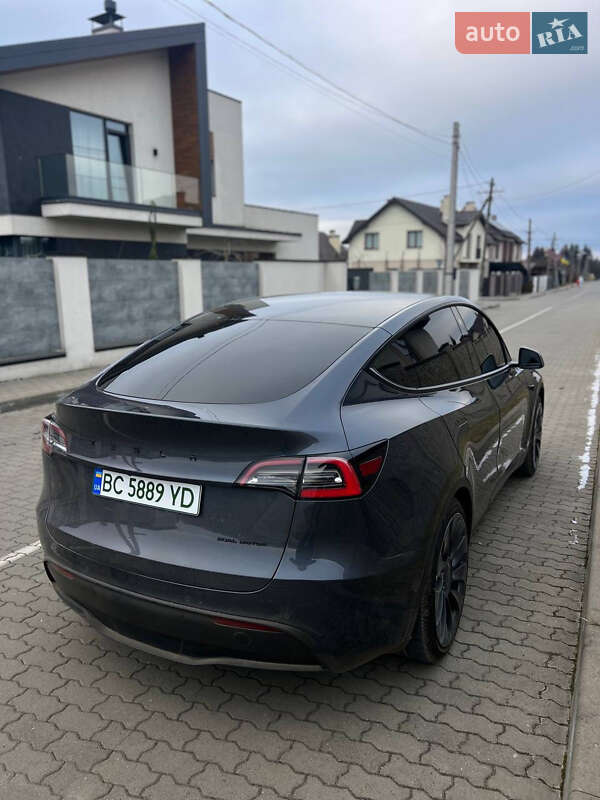 Tesla-3