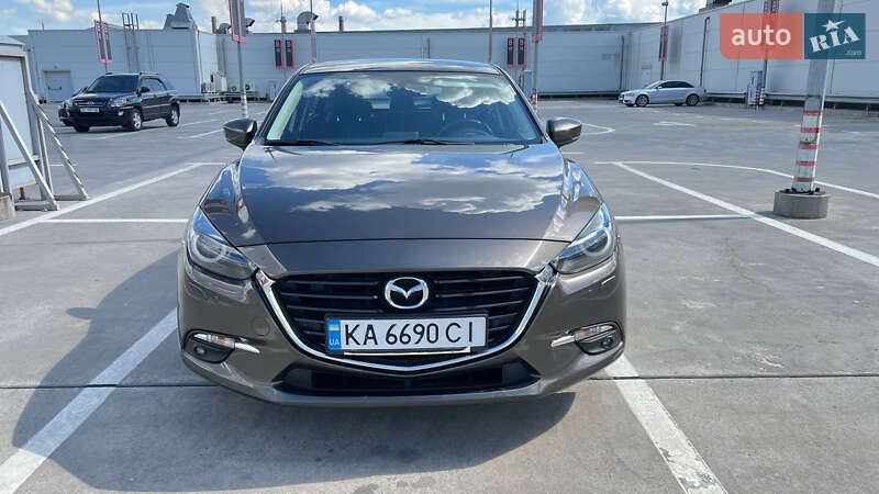 Mazda 3 2018