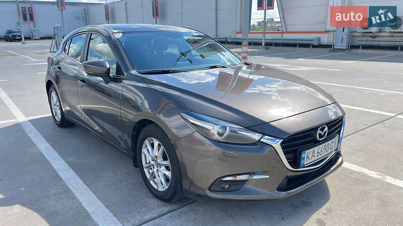 Mazda 3 2018