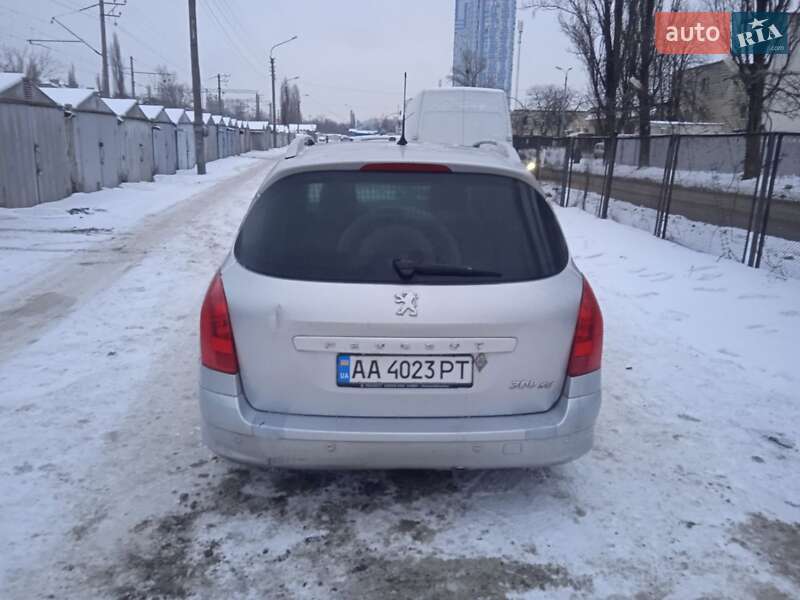 Peugeot 308 2011
