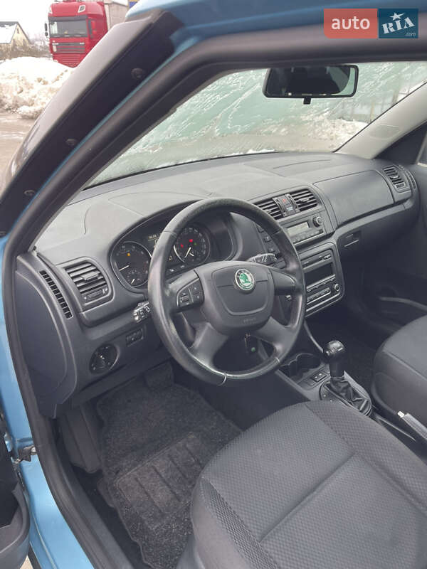 Skoda Roomster 2012