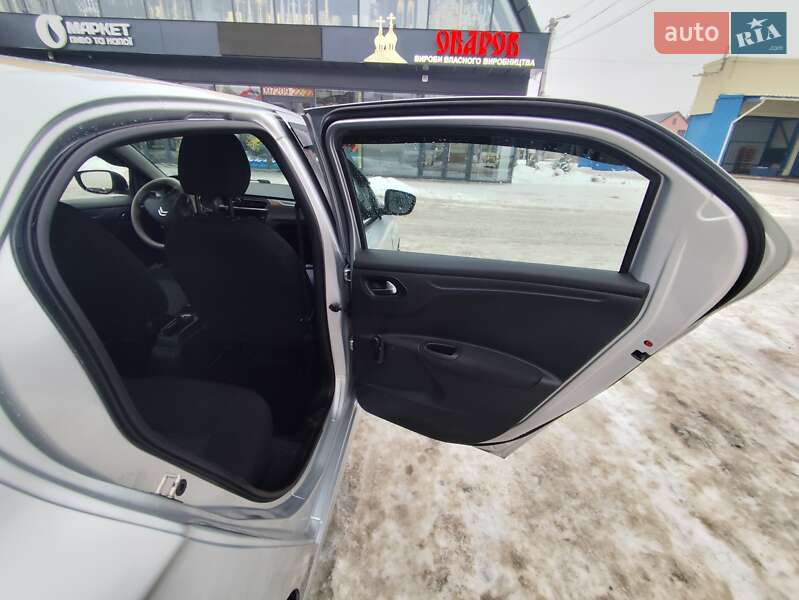 Citroen C-Elysee 2013