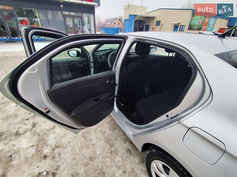 Citroen C-Elysee 2013