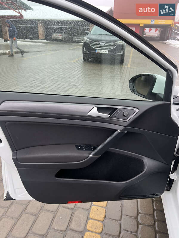 Volkswagen e-Golf 2020