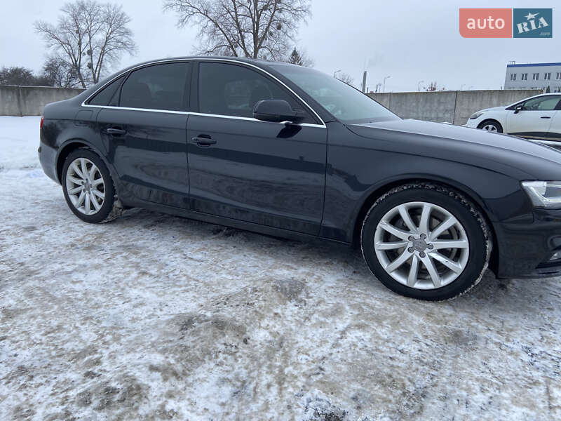 Audi A4 2012