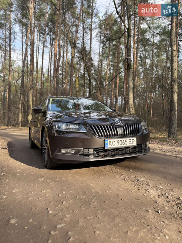 Skoda Superb 2015