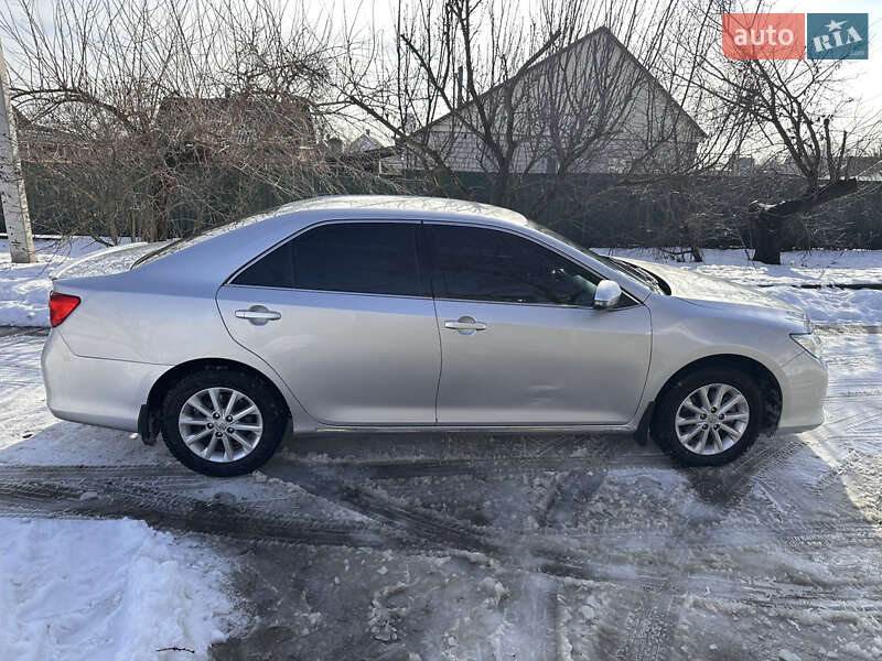 Toyota Camry 2012