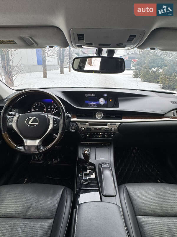 Lexus ES 2015