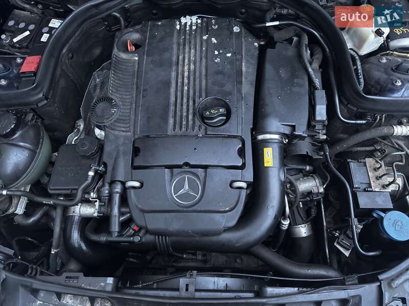 Mercedes-Benz C-Class 2011