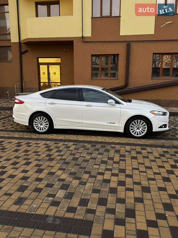 Ford Fusion 2012