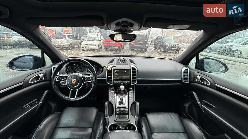 Porsche Cayenne 2014
