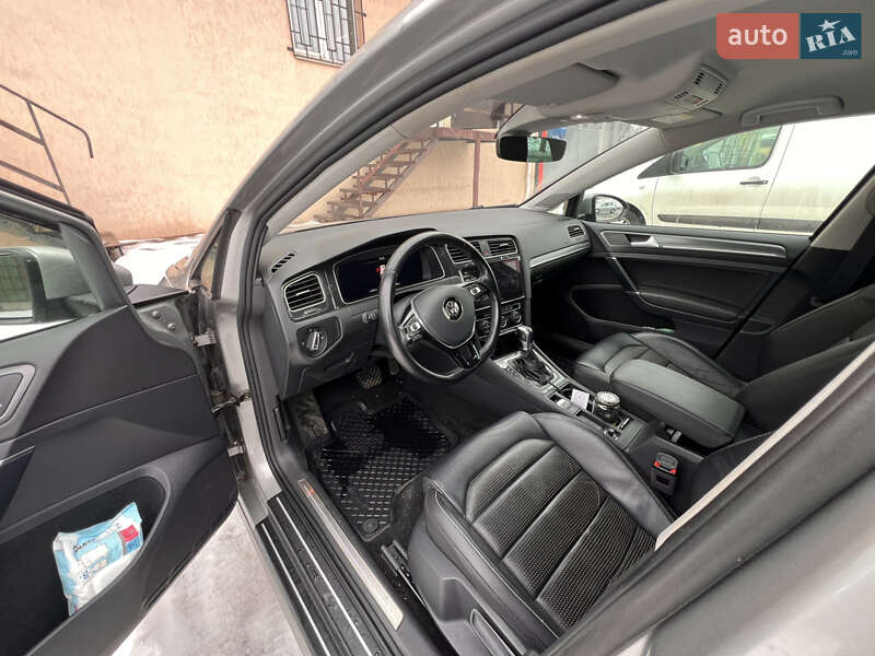 Volkswagen e-Golf 2018