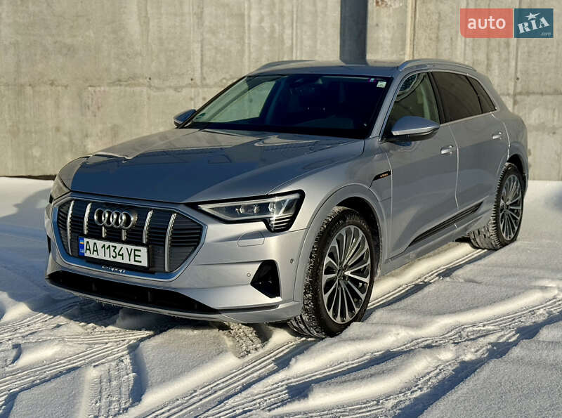 Audi-53
