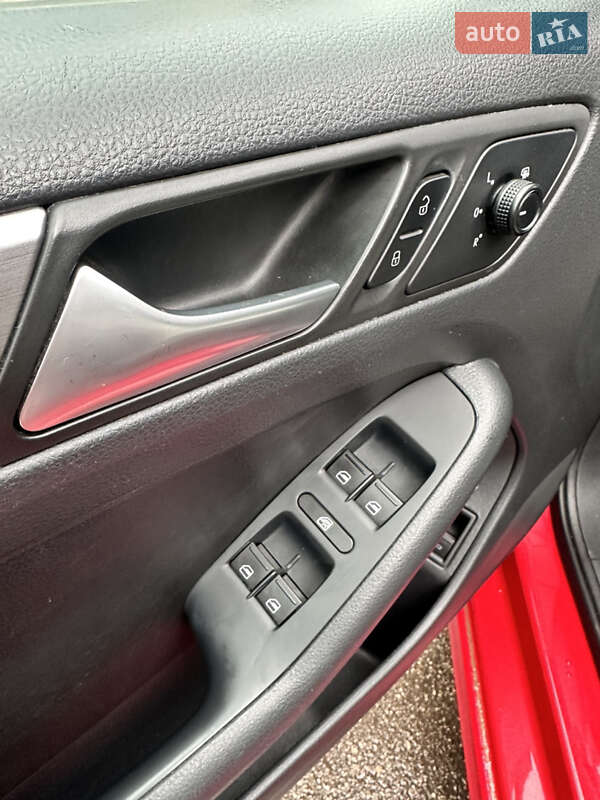 Volkswagen Jetta 2015