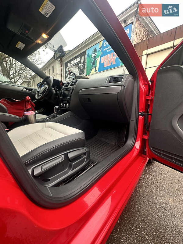 Volkswagen Jetta 2015