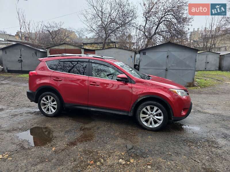 Toyota RAV4 2014