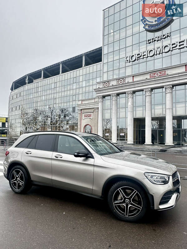 Mercedes-Benz GLC-Class 2020