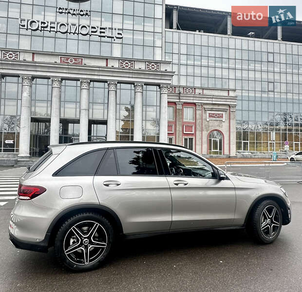 Mercedes-Benz GLC-Class 2020