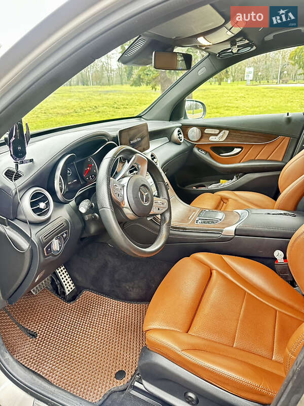 Mercedes-Benz GLC-Class 2020