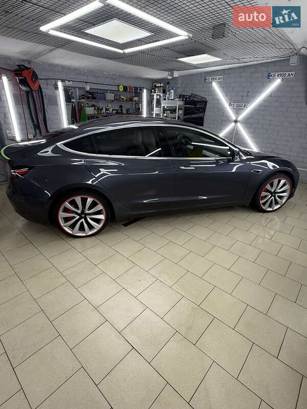 Tesla-9